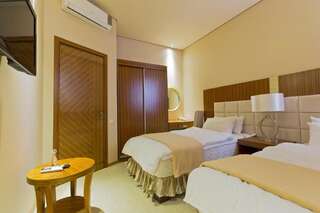 Курортные отели Hotel Dreamland Oasis Чакви Улучшенный двухместный номер с 2 отдельными кроватями-1
